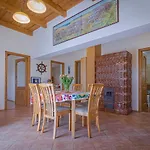 Vakantiehuis Sunny Garden Pihenohaz Siófok