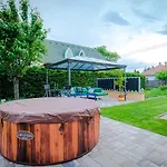 Sunny Garden Pihenohaz Vakantiehuis Siófok
