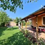 Sunny Garden Nyaraló Siófok