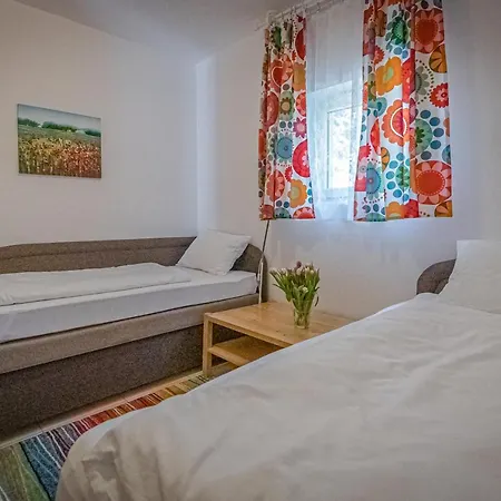 Sunny Garden Pihenohaz 度假居 希欧福克