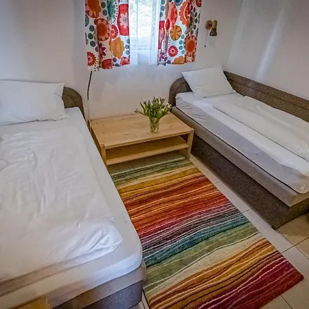 Sunny Garden Pihenohaz