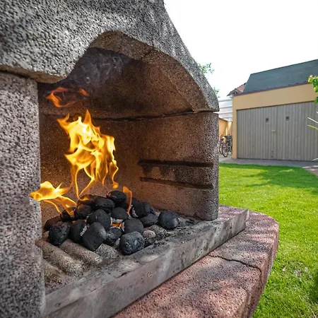 Sunny Garden Pihenohaz 度假居 希欧福克