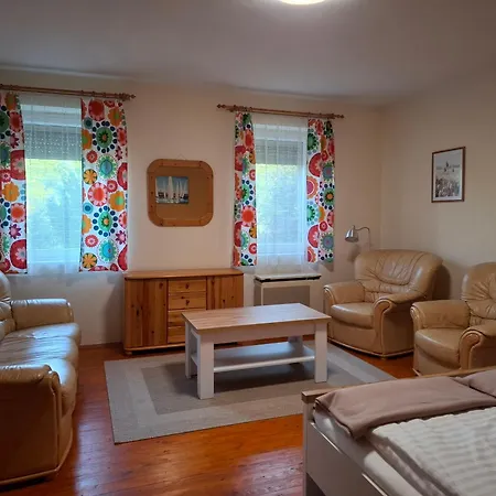 Σπίτι διακοπών Sunny Garden Pihenohaz