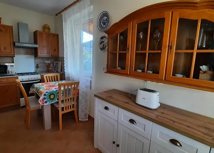 Holiday home Sunny Garden Pihenohaz