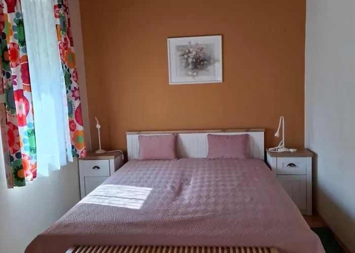 Sunny Garden Ferienhaus *