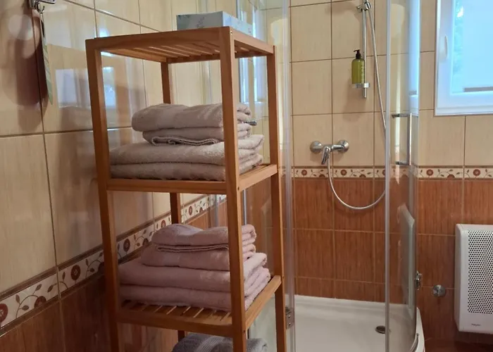 بيت للعطل Sunny Garden Pihenohaz شيوفوك