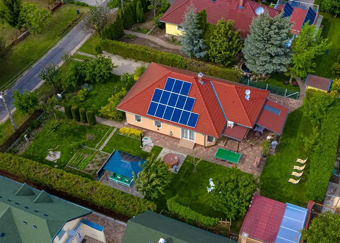 Sunny Garden Ferienhaus Siófok